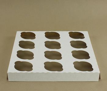 Wkad na 12 muffinek (28 x 28 x 3 cm) - AleDobre.pl
