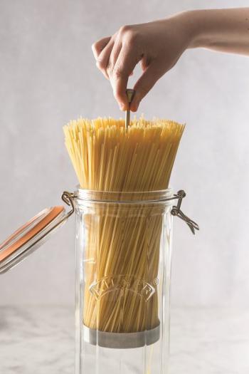 Soik do spaghetti w opakowaniu prezentowym (2200 ml) - Kilner