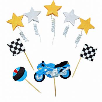 Figurki cukrowe, toppery na patyczkach zestaw dla motocyklisty: motor, kask, chorgiewki i gwiazdy - Slado - NZ