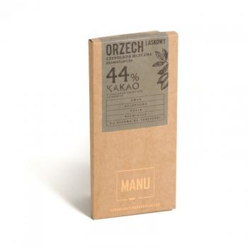 Czekolada mleczna Manu, 44% kakao, orzech laskowy (60 g) - Manufaktura Czekolady