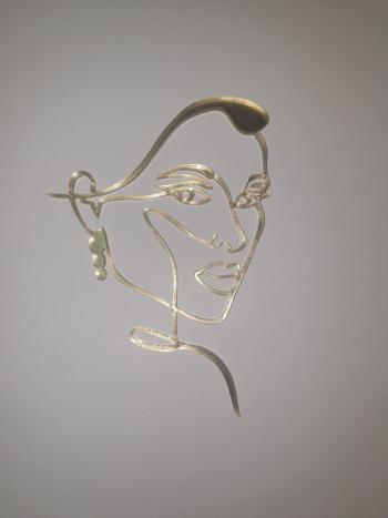 Ozdoba na tort twarz kobiety, złota (12 cm) - Mill Art