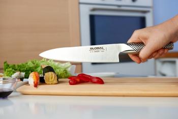 Nóż szefa kuchni (długość ostrza: 18 cm) - Global